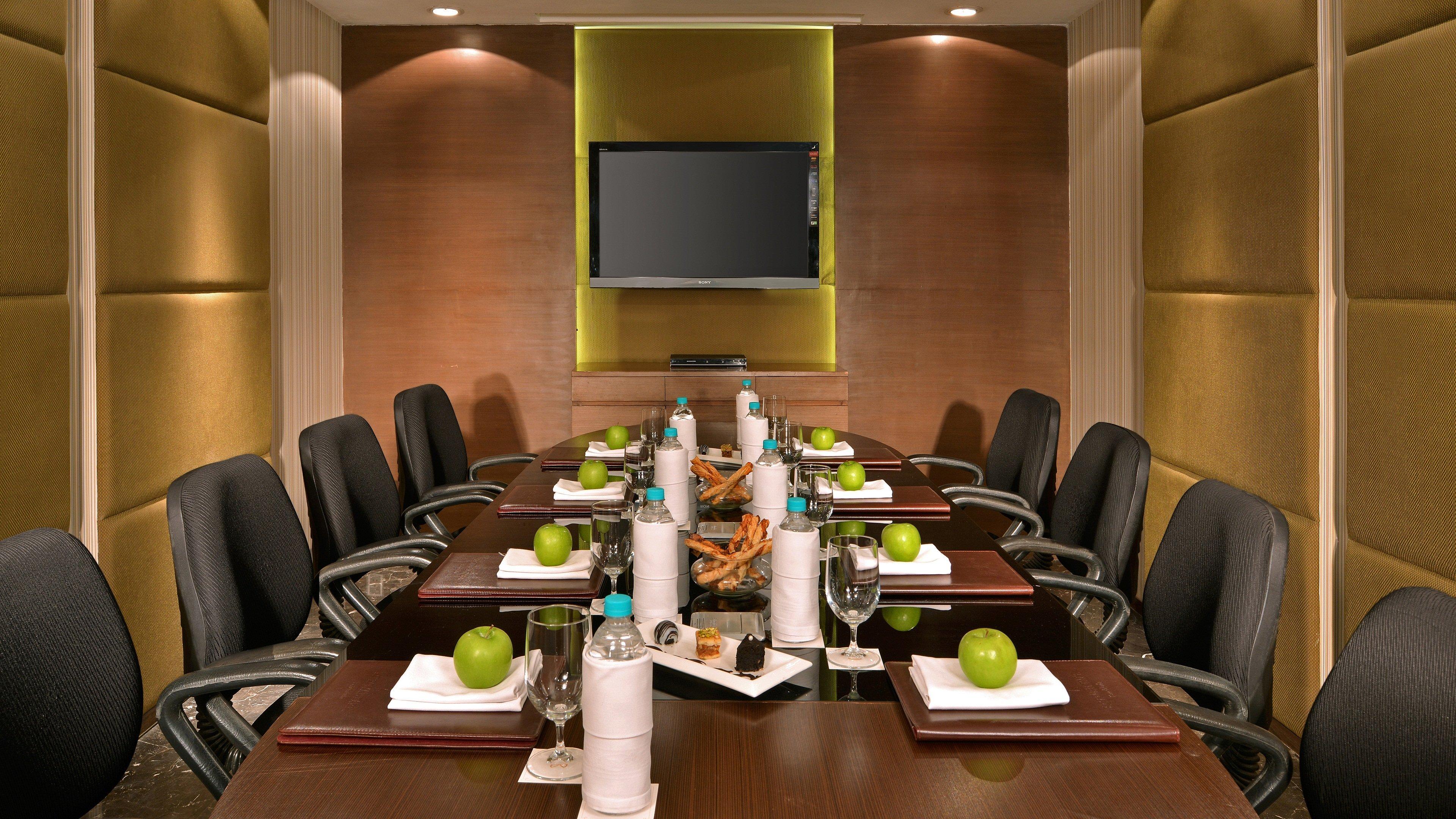 Holiday Inn Chandigarh Panchkula, An Ihg Hotel Εξωτερικό φωτογραφία A meeting room at the hotel