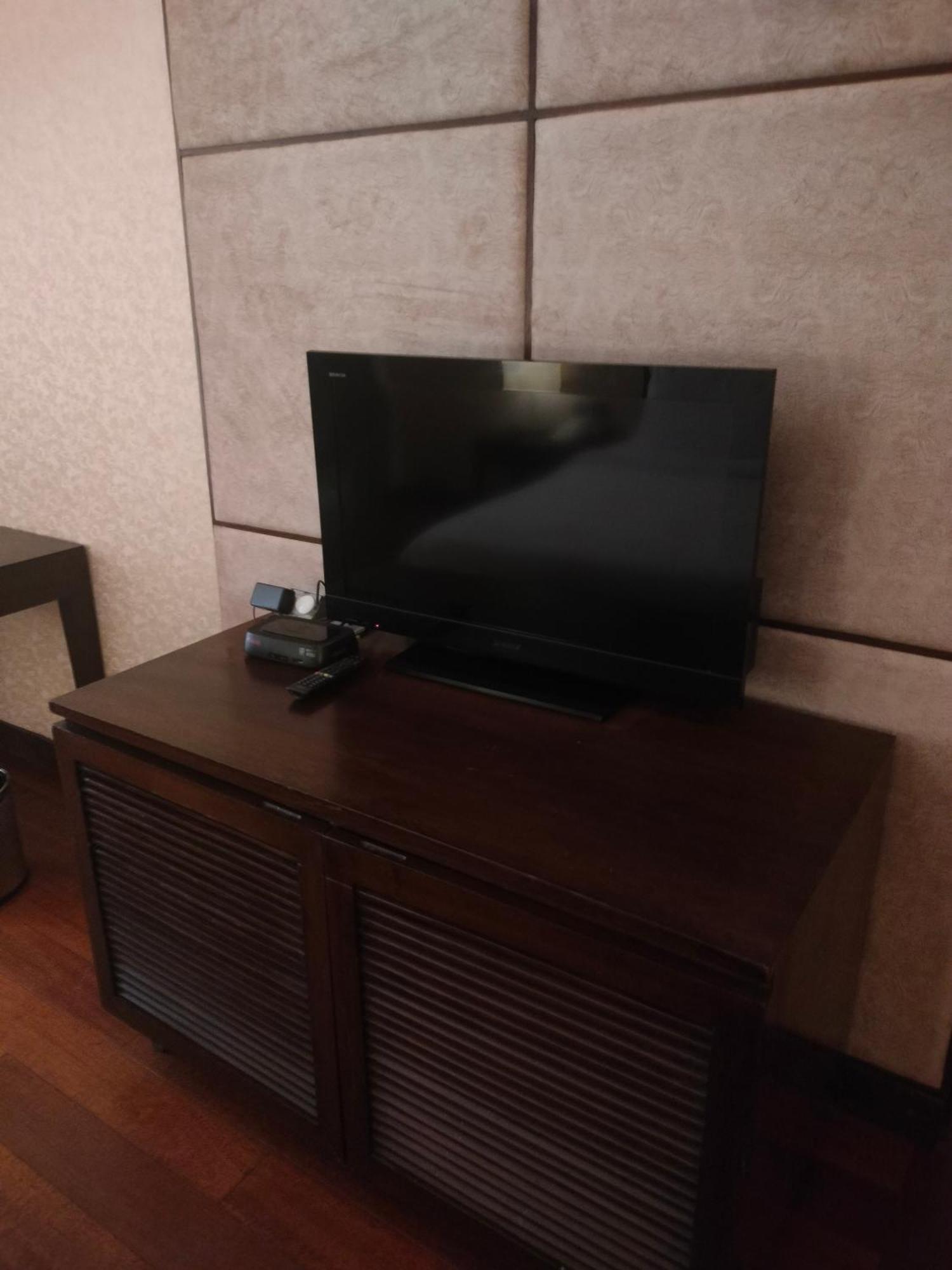 Holiday Inn Chandigarh Panchkula, An Ihg Hotel Εξωτερικό φωτογραφία A television set